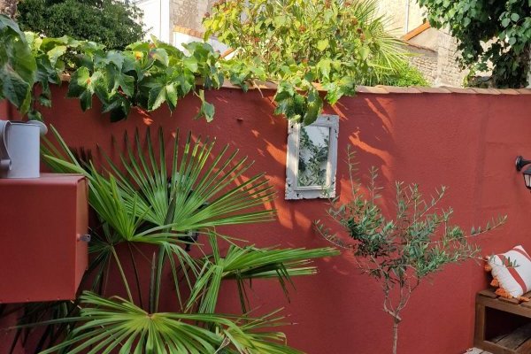 Avec de la couleur pour une ambiance plus chaude Avec de la couleur pour une ambiance plus chaude